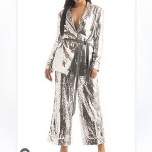 NWT Nichole Lynel  Blazer and Pant 
no belt